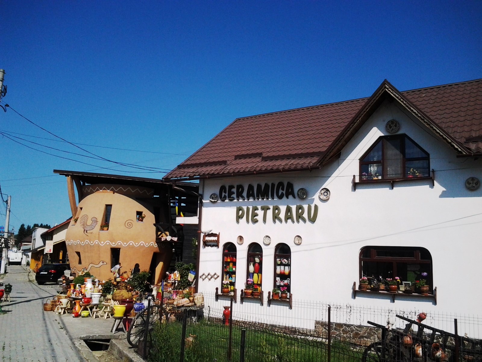 Romanian pottery Horezu
